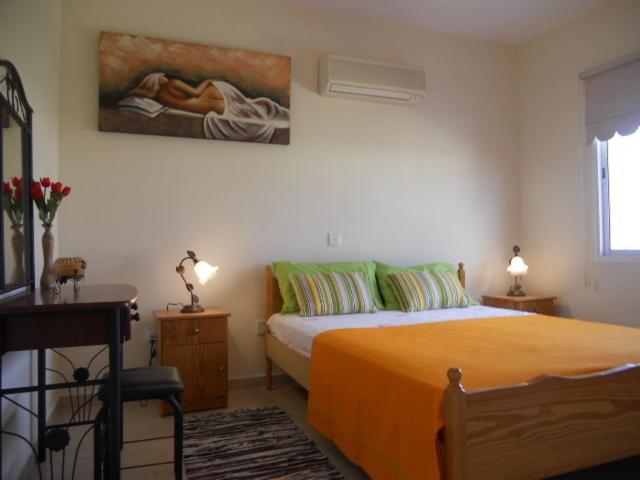 Sirena Sunrise Prestige Apartments Пафос Екстериор снимка