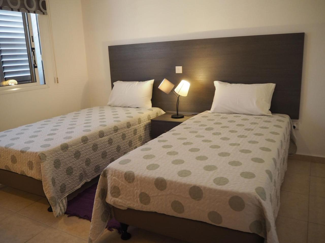Sirena Sunrise Prestige Apartments Пафос Екстериор снимка
