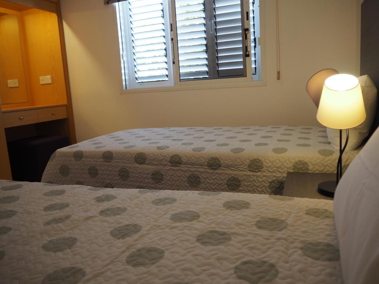 Sirena Sunrise Prestige Apartments Пафос Екстериор снимка