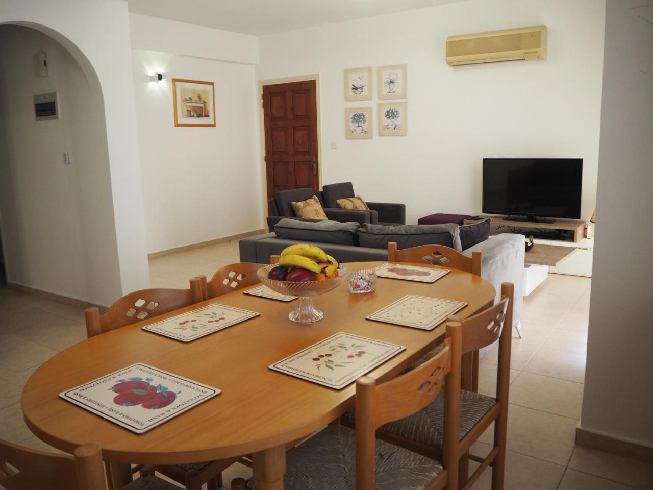 Sirena Sunrise Prestige Apartments Пафос Екстериор снимка